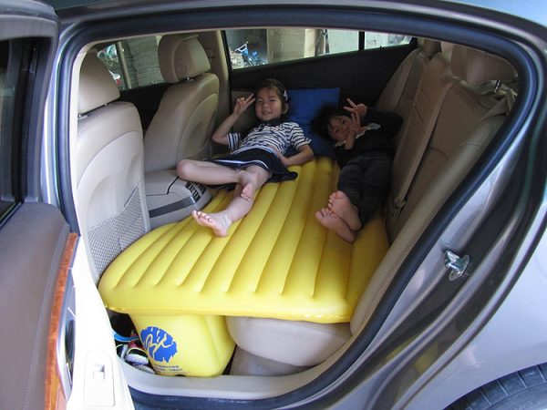 Colchón Inflable Especial Para Auto o Camioneta - Imagen 10